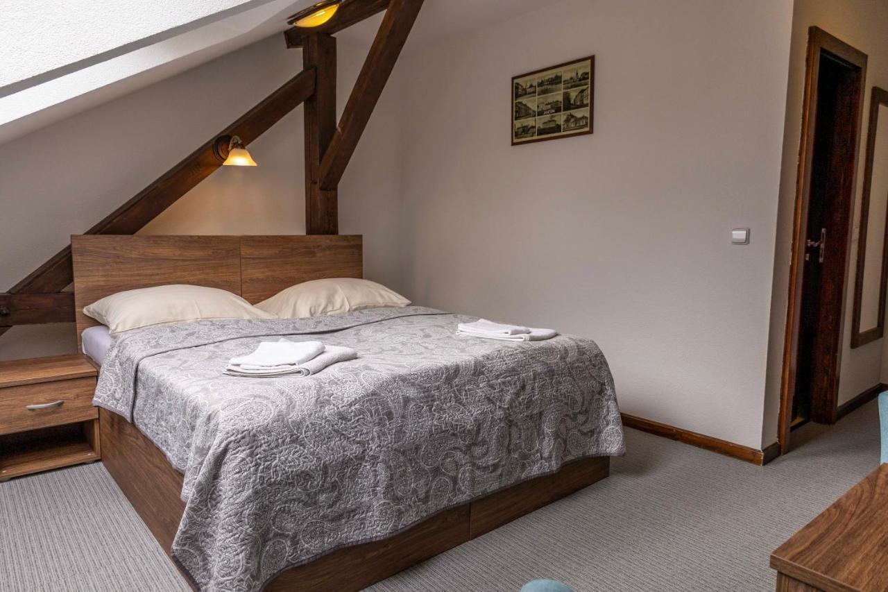 Lucie Guest house *
